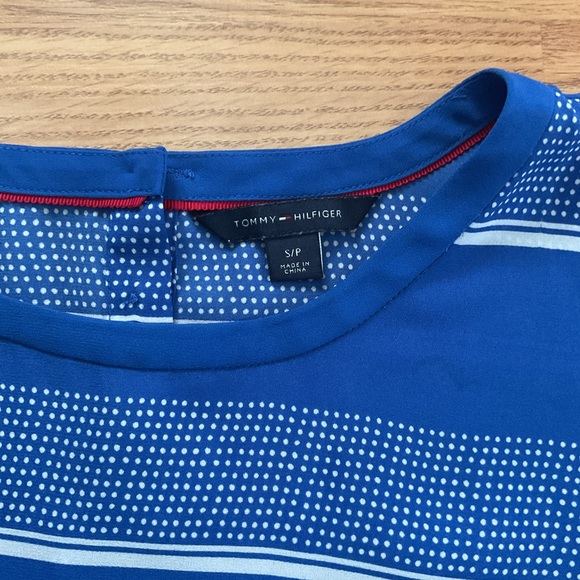 Woman’s Small Bundle - Picture 2 of 4